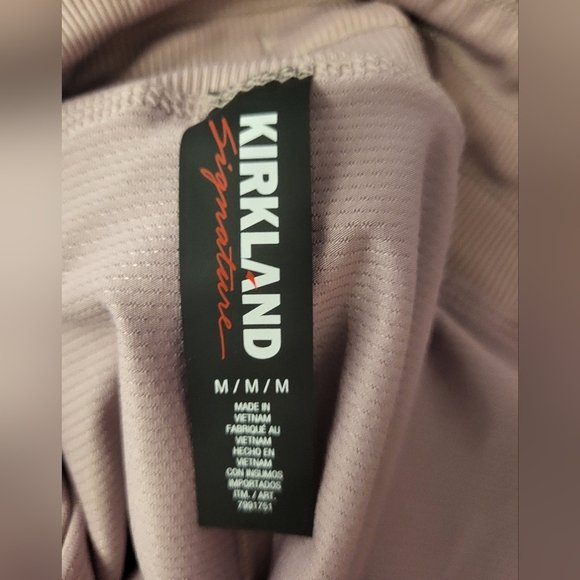 NEW- Kirkland Signature Pink Skort, Size Medium ( 30) - Picture 4 of 6